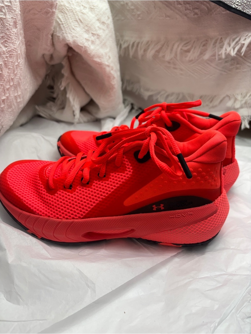 Size 6 Women's Under Armour UHOVR Breakthru Orange Lace Up Basketball Sneakers - Picture 4 of 7